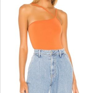 Superdown Taryn asymmetic bodysuit in orange XS NWT
